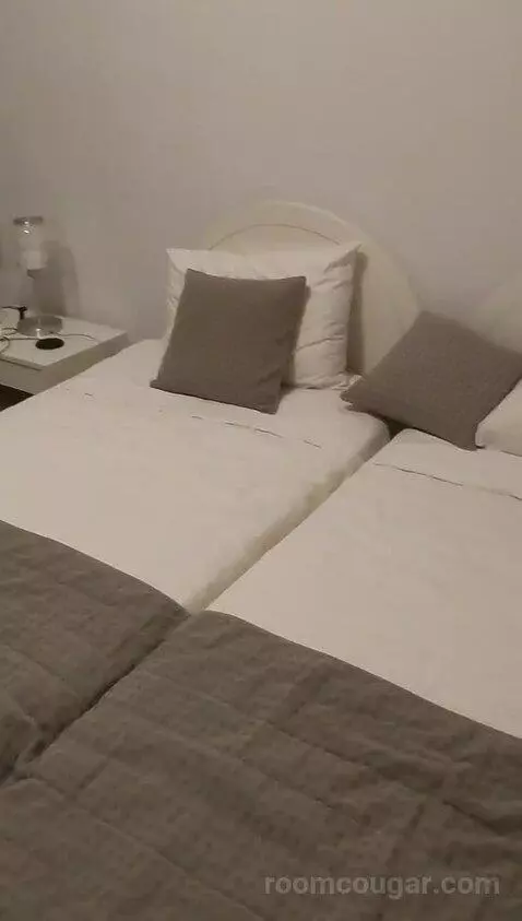 Standard (N/A) bed picture #11