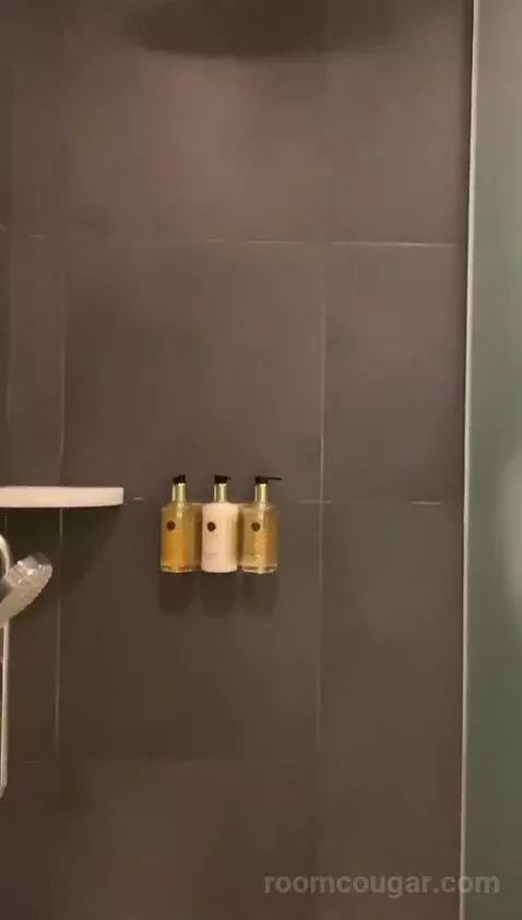 Superior King Room with Balcony, Access To Luxury Spa Facilities, Kids & Teens Club & Private Cinema (N/A) bathroom picture #2