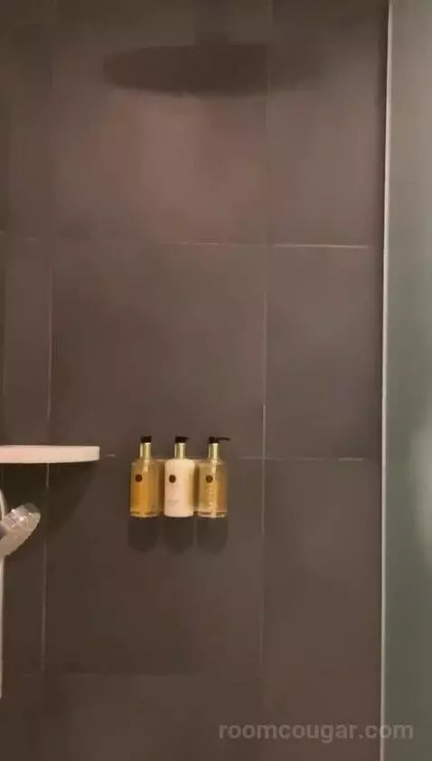 Superior King Room with Balcony, Access To Luxury Spa Facilities, Kids & Teens Club & Private Cinema (N/A) bathroom picture #5