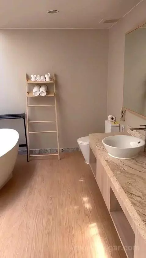 Sea Pearl Room (#8010) bathroom picture #4