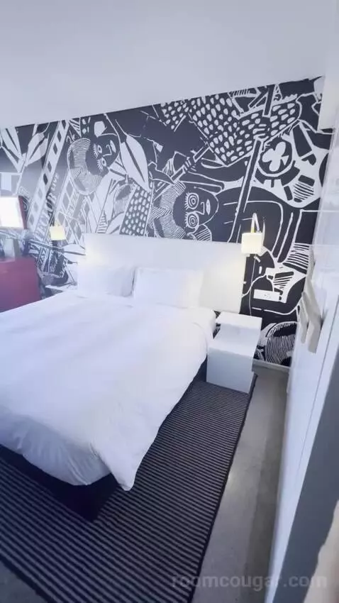 Standard Room (#641) bed picture #5