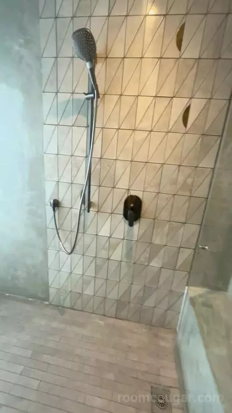 Water-Facing Suite (1 Kingfisher) bathroom picture #3