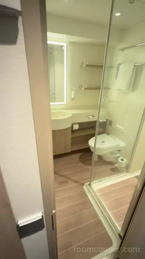 Balcony Cabin (#11228) bathroom picture #2