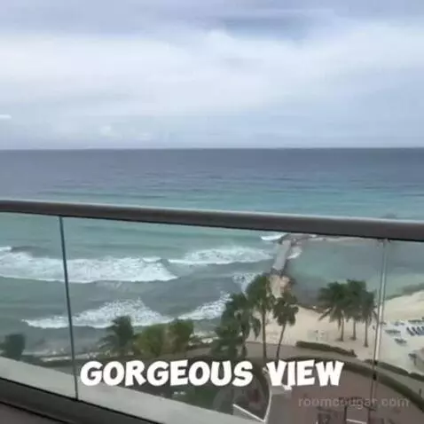 Ocean Front Junior Suite King (C807) view picture #4