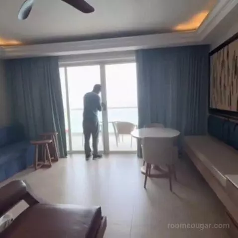 Ocean Front Junior Suite King (C807) view picture #2