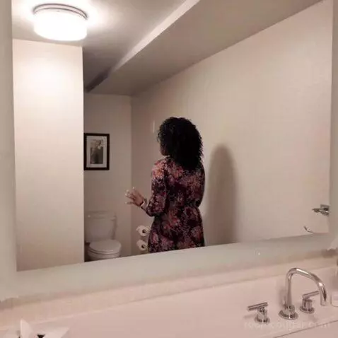 One Bedroom King Suite (#1108) bathroom picture #9
