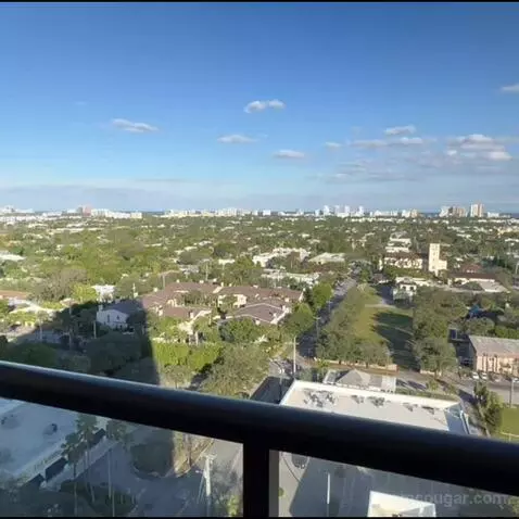 Traditional King Room with City View (#1601) view picture #1