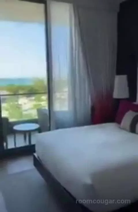 Premium Queen Room with Two Queen Beds - Oceanfront (#6674) view picture #2