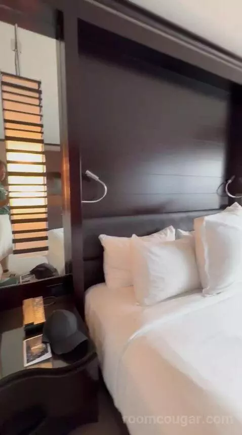 Vdara Suite (#52023) bed picture #6