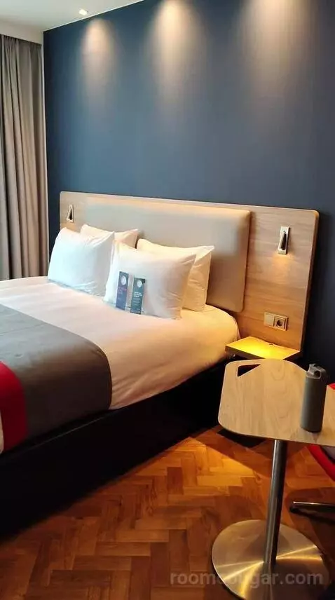 Standard Double Room (#731) bed picture #4