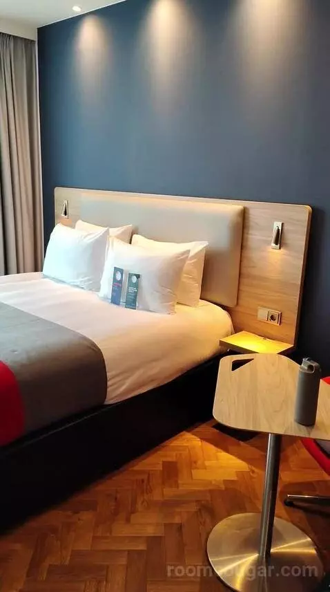 Standard Double Room (#731) bed picture #6