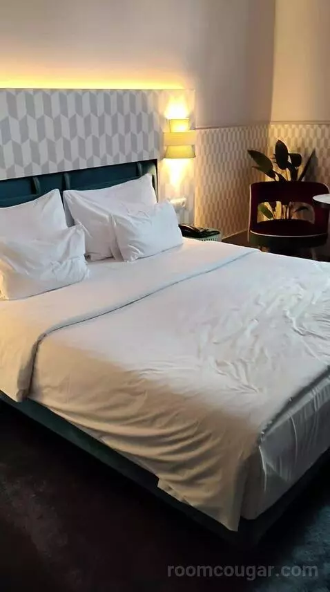 Double Room (#312) bed picture #3