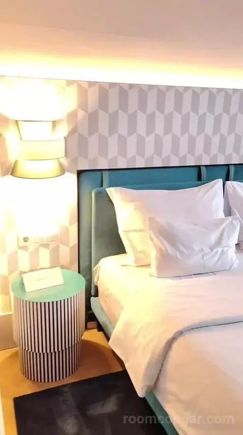 Double Room (#312) bed picture #10