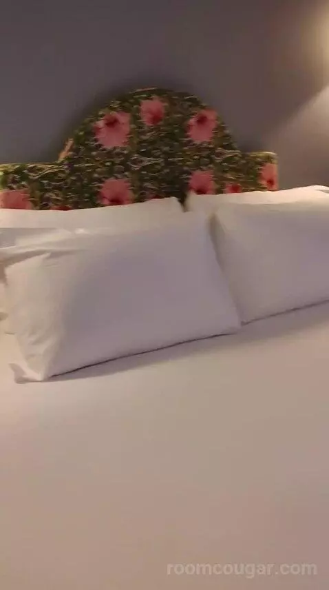 Double Room (#102) bed picture #7