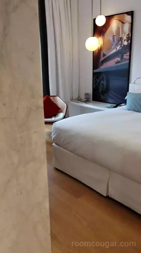 Luxury Room with View (#506) bed picture #3