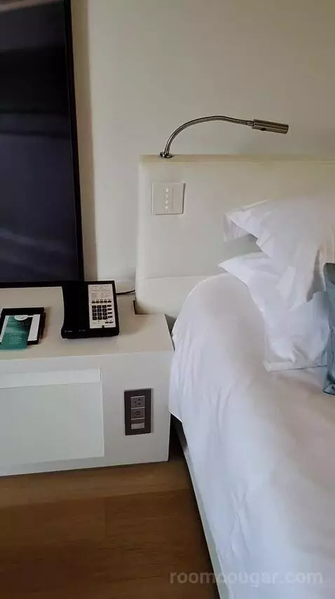 Luxury Room with View (#506) bed picture #7