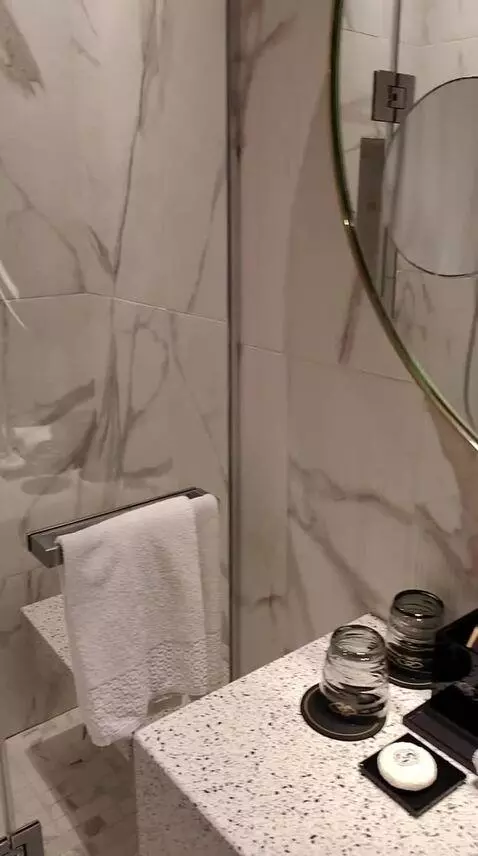 Luxury Room with View (#506) bathroom picture #5