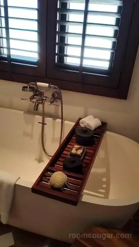 One Bedroom Suite - Ocean Front (#45) bathroom picture #9