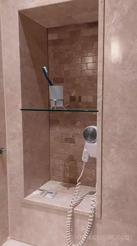 Superior Room (#4002) bathroom picture #6