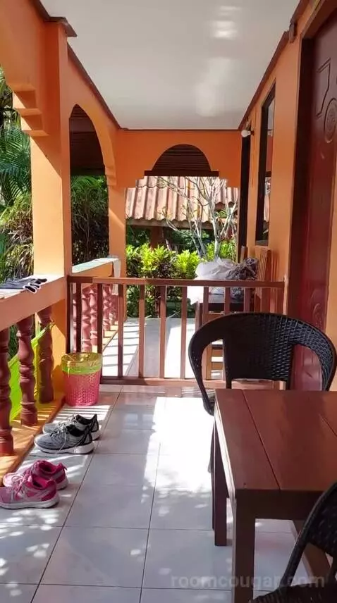 Bungalow with Fan (#006) view picture #1
