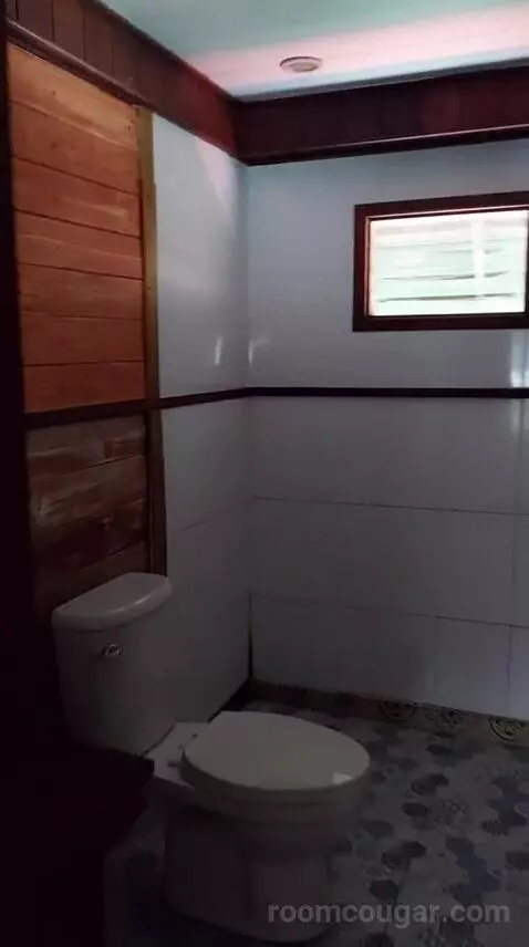 Superior King or Twin Room (V201) bathroom picture #2