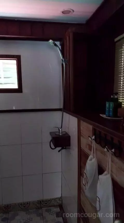 Superior King or Twin Room (V201) bathroom picture #6