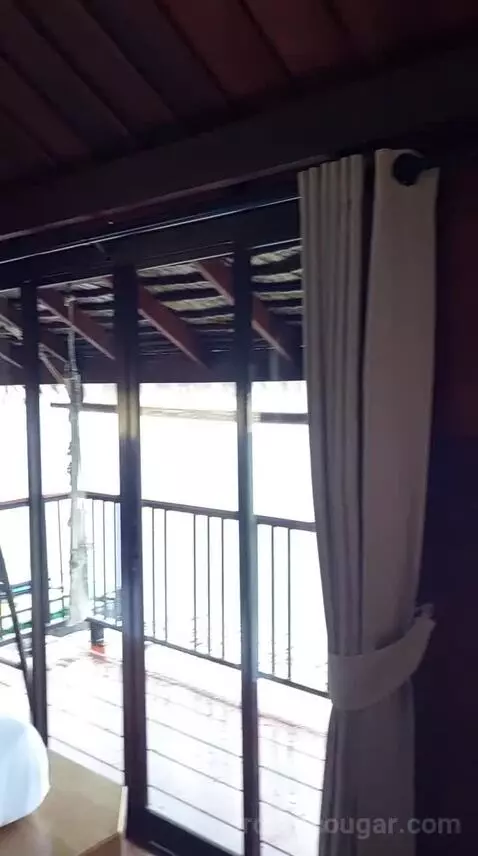 Superior King or Twin Room (V201) bed picture #3