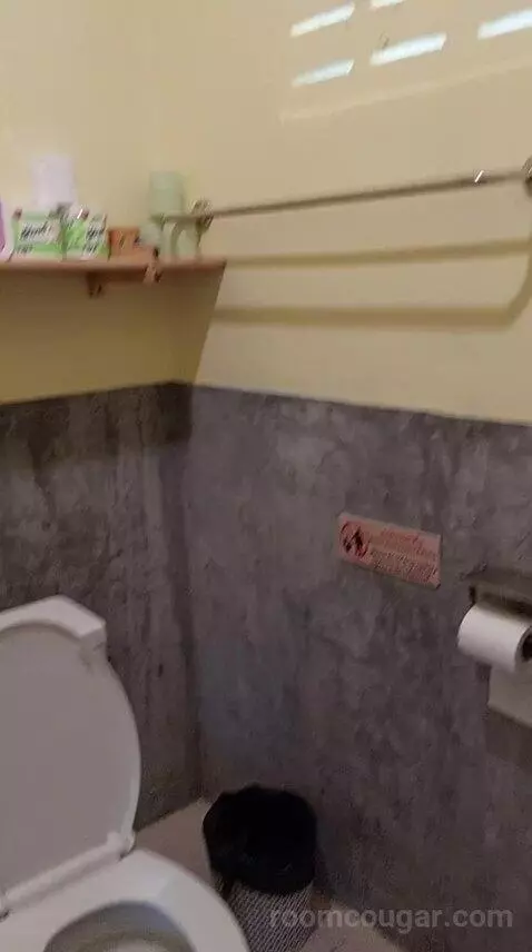 Queen Room with Balcony bathroom picture #5