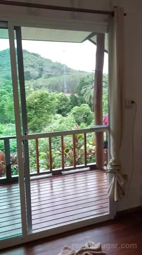 Queen Room with Balcony view picture #2