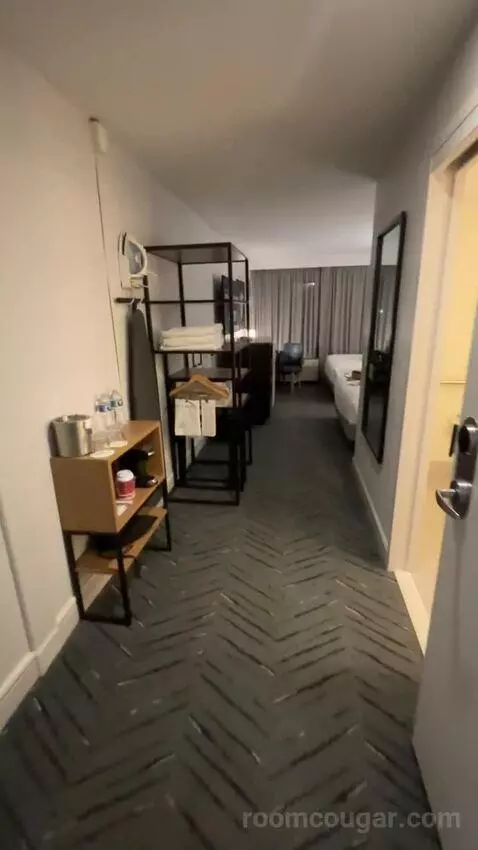 Queen Room with Two Queen Beds and Roll-In Shower - Mobility and Hearing Accessible (#4102) bed picture #2