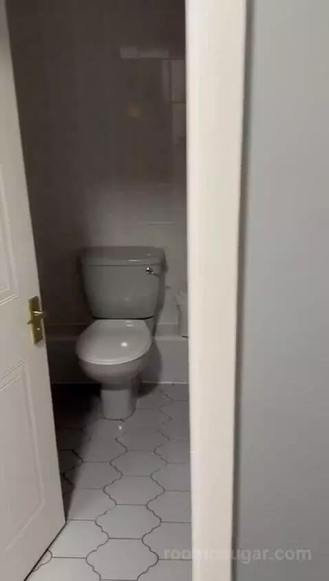 Standard Double Room bathroom picture #1