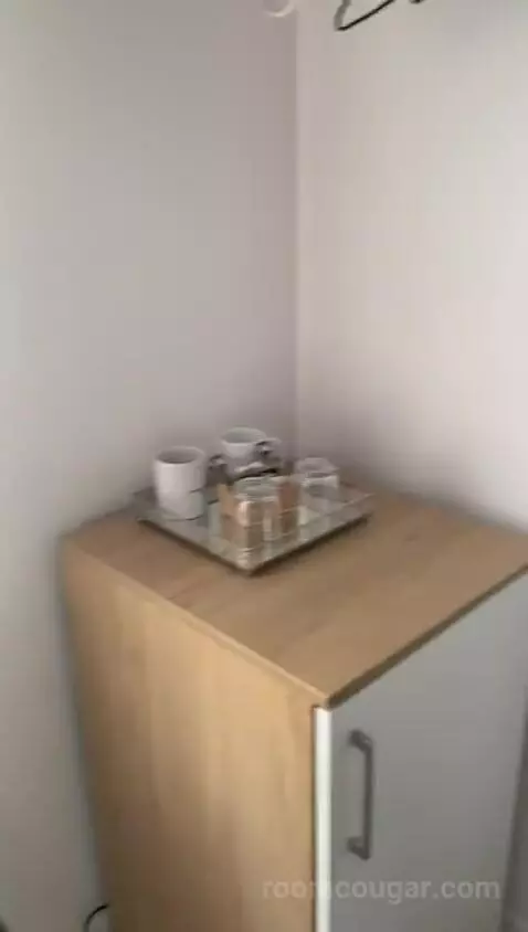 Small Double Room picture #21