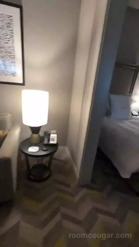 One Bedroom Deluxe Suite Haram View bed picture #1