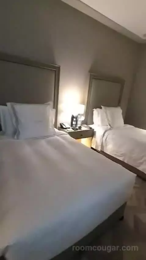 One Bedroom Deluxe Suite Haram View bed picture #7