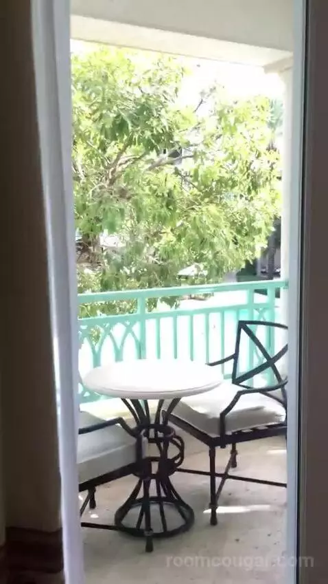 Jr Suite view picture #2