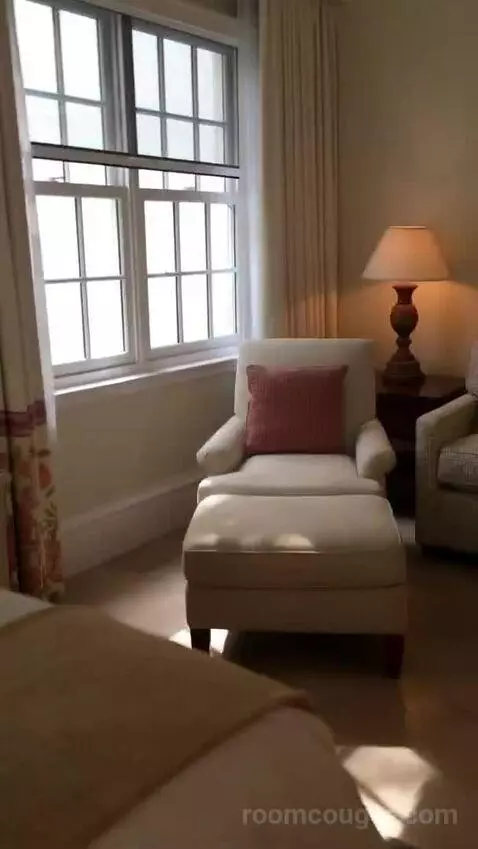 Jr Suite picture #20