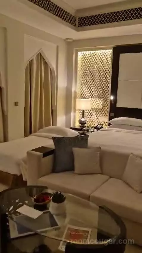 Palm Beach Junior Suite bed picture #6