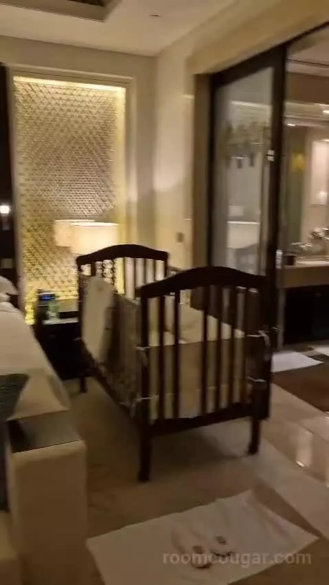 Palm Beach Junior Suite bed picture #12