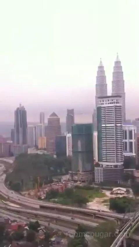 1 King Bed, City View, Club Lounge Access, Room view picture #5