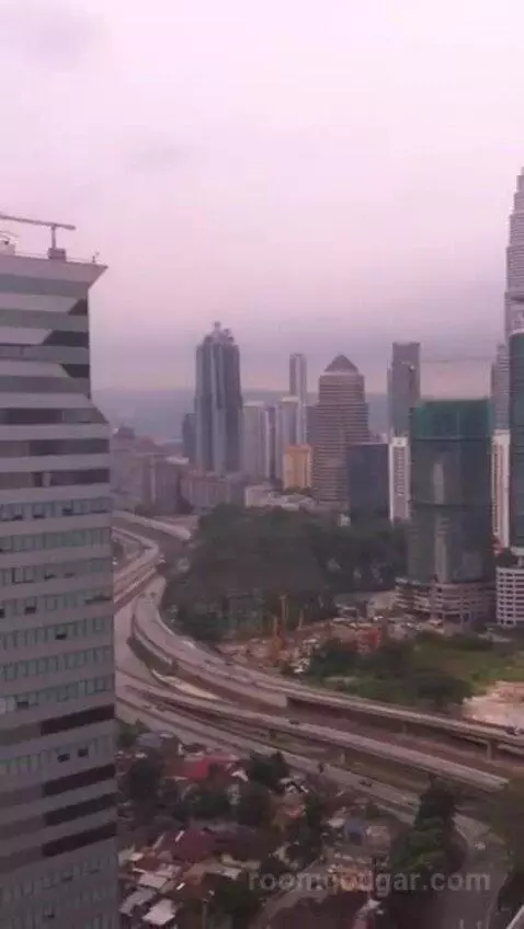 1 King Bed, City View, Club Lounge Access, Room view picture #12