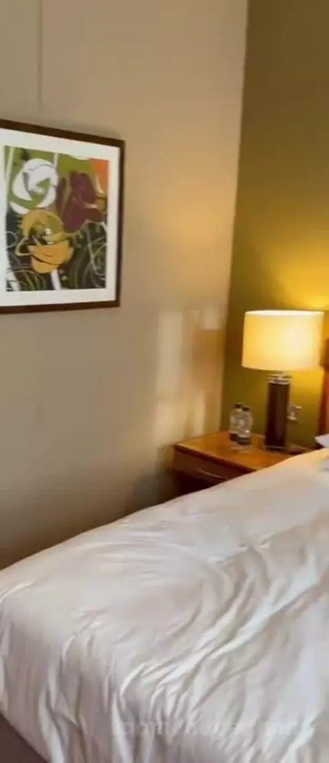 Double Room bed picture #10