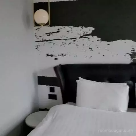 Superior Double Room bed picture #6