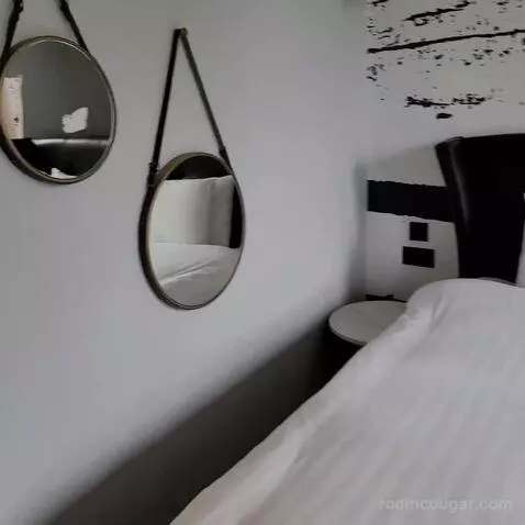 Superior Double Room bed picture #10