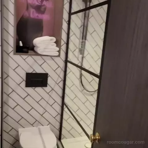 Superior Double Room bathroom picture #1