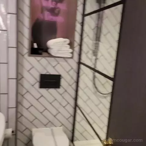 Superior Double Room bathroom picture #2