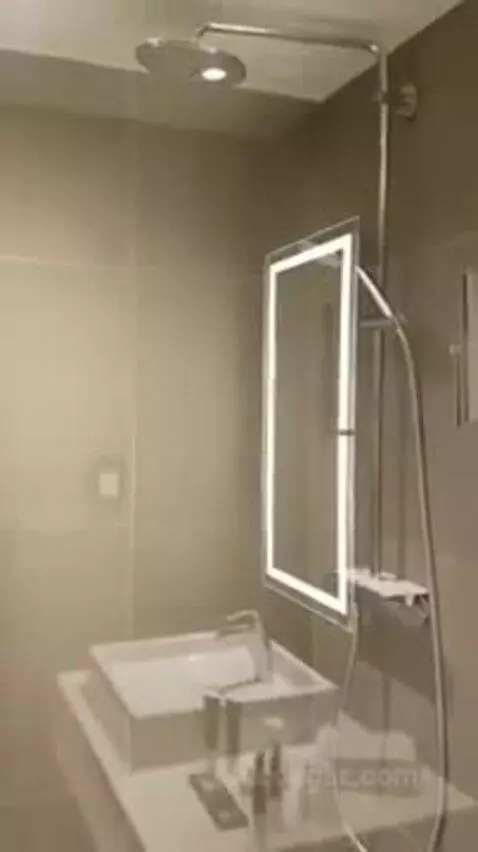 Standard Room with 1 Queen Size Bed bathroom picture #10