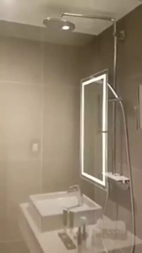 Standard Room with 1 Queen Size Bed bathroom picture #12