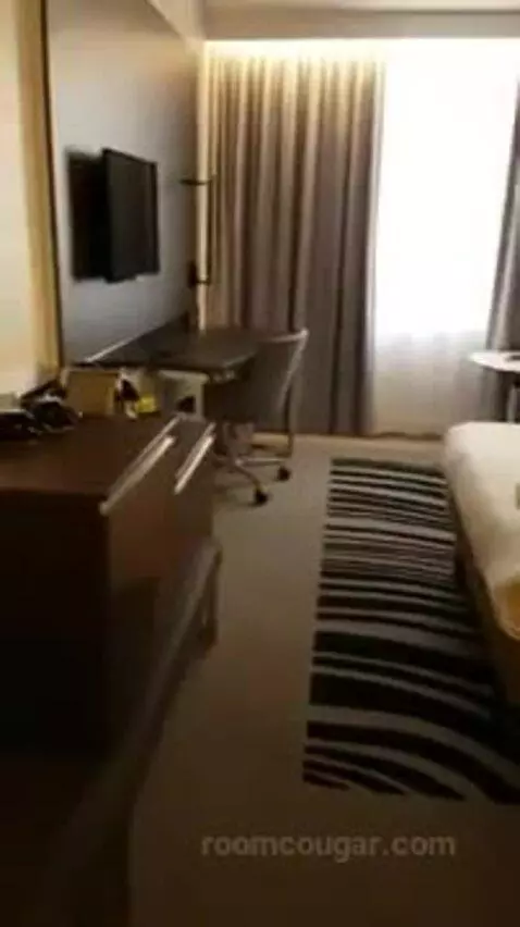 Standard Room with 1 Queen Size Bed bed picture #3