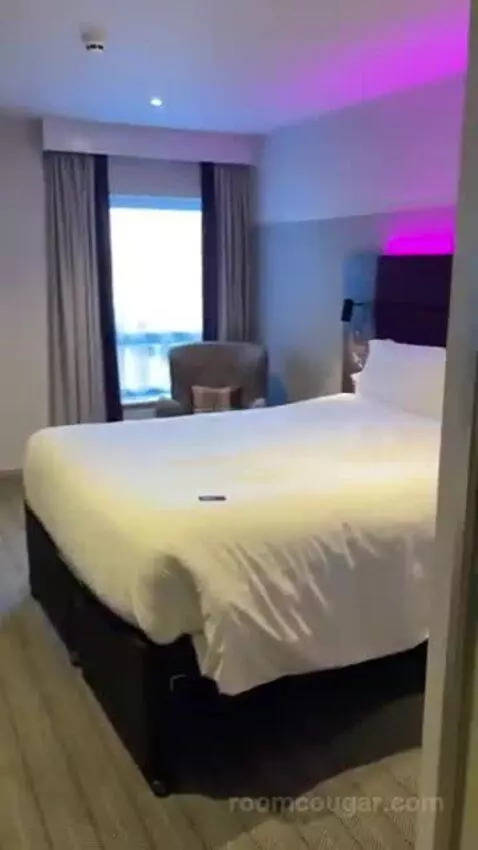 flymetothemoon's review preview (Premier Inn)