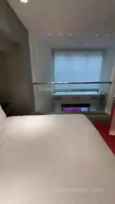 Marvelous Bank, 1 Bedroom Bi-Level Loft, In Loft: 1 King bed picture #6